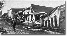 1960 Chile - After the tsunami: Valdivia street