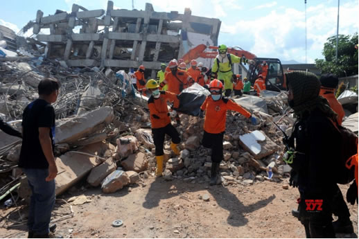 Palu Sulawesi Indonesia Tsunami 2018